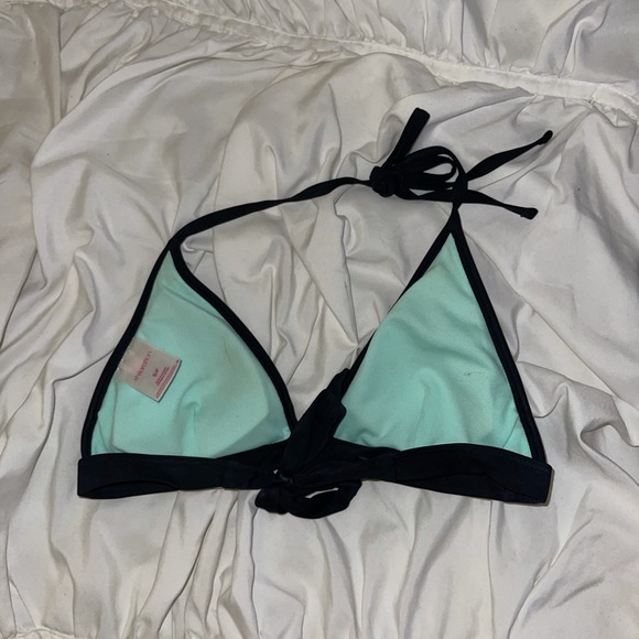 green Xhilaration bikini top - Picture 2 of 3